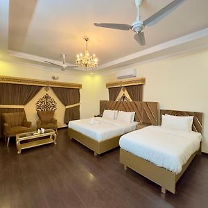 Executive Triple Room